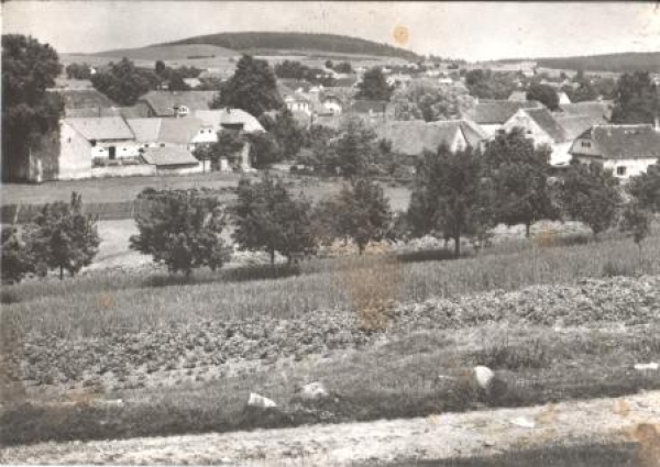 Kozárovice 1974 95 001 ●